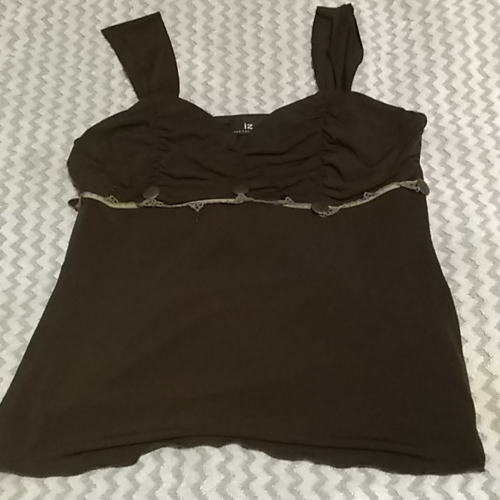 Woman's Top Dress Shirt IZ Byer California